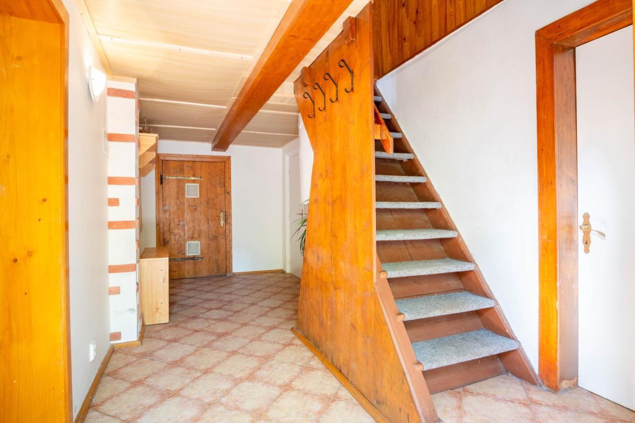 Roubenka Mustelka Apartamento Rokytnice nad Jizerou Exterior foto